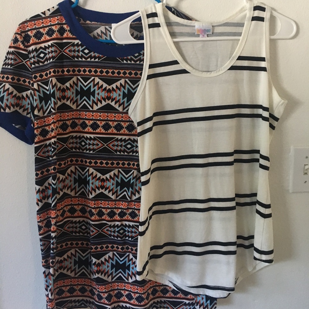 🍁Bundle of LULAROE shirts